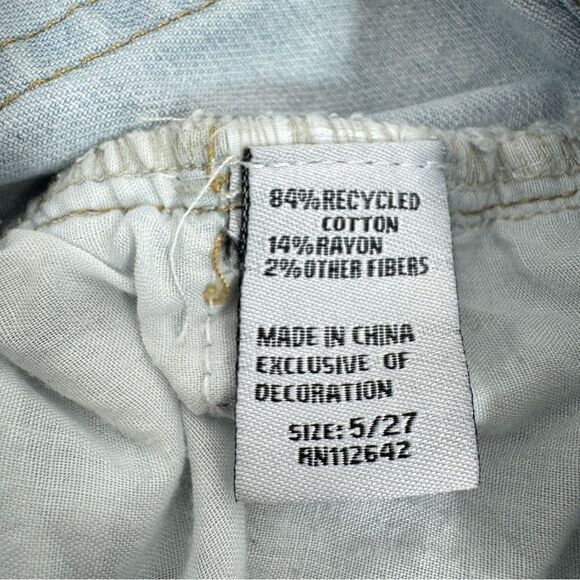 Blue Savvy Two Tone High Rise Mom Jeans Blue Juniors 5 27 Straight Leg Button - Picture 10 of 13